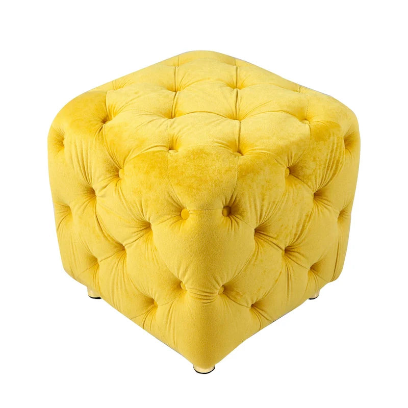 Pouf moderno rivestito in velluto con motivo trapuntato a quadri, poggiapiedi e pezzo d'arredo per il salotto
