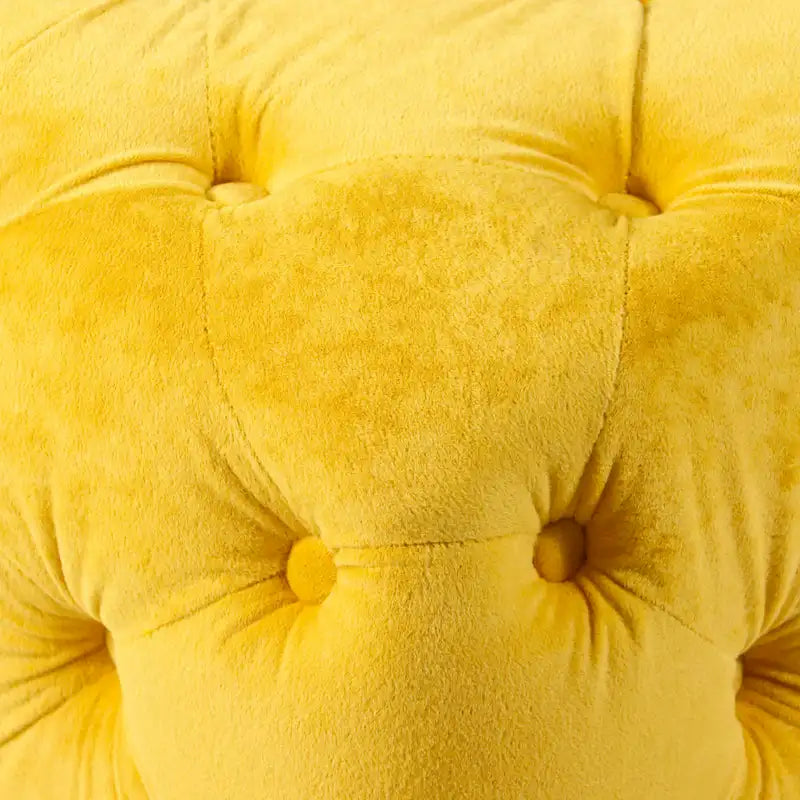 Pouf moderno rivestito in velluto con motivo trapuntato a quadri, poggiapiedi e pezzo d'arredo per il salotto