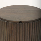 Tavolino rotondo Terra in legno massiccio marrone scuro con scanalature