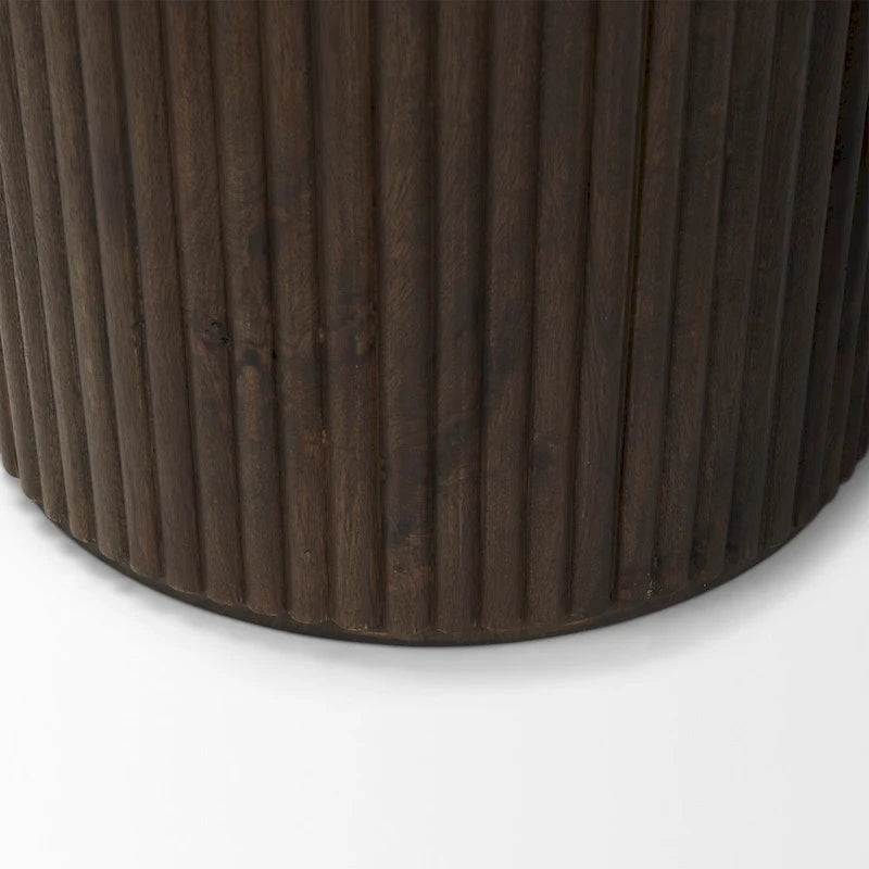 Tavolino rotondo Terra in legno massiccio marrone scuro con scanalature