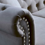 Divano Chesterfield grigio, classico design trapuntato a bottoni, 3 posti, divano da salotto
